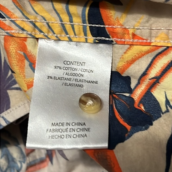 O’Neill Tropical Print Short Sleeve Button Down Shirt - Picture 5 of 5